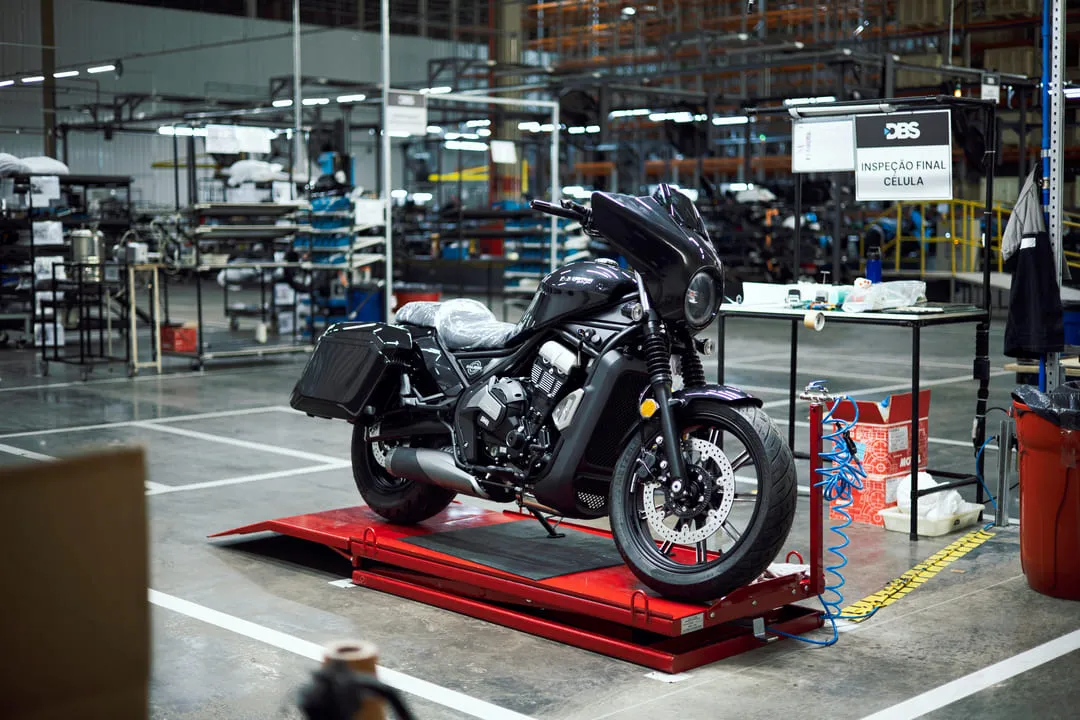 Produção de motos a combustão de alta cilindrada pela DBS em 2025